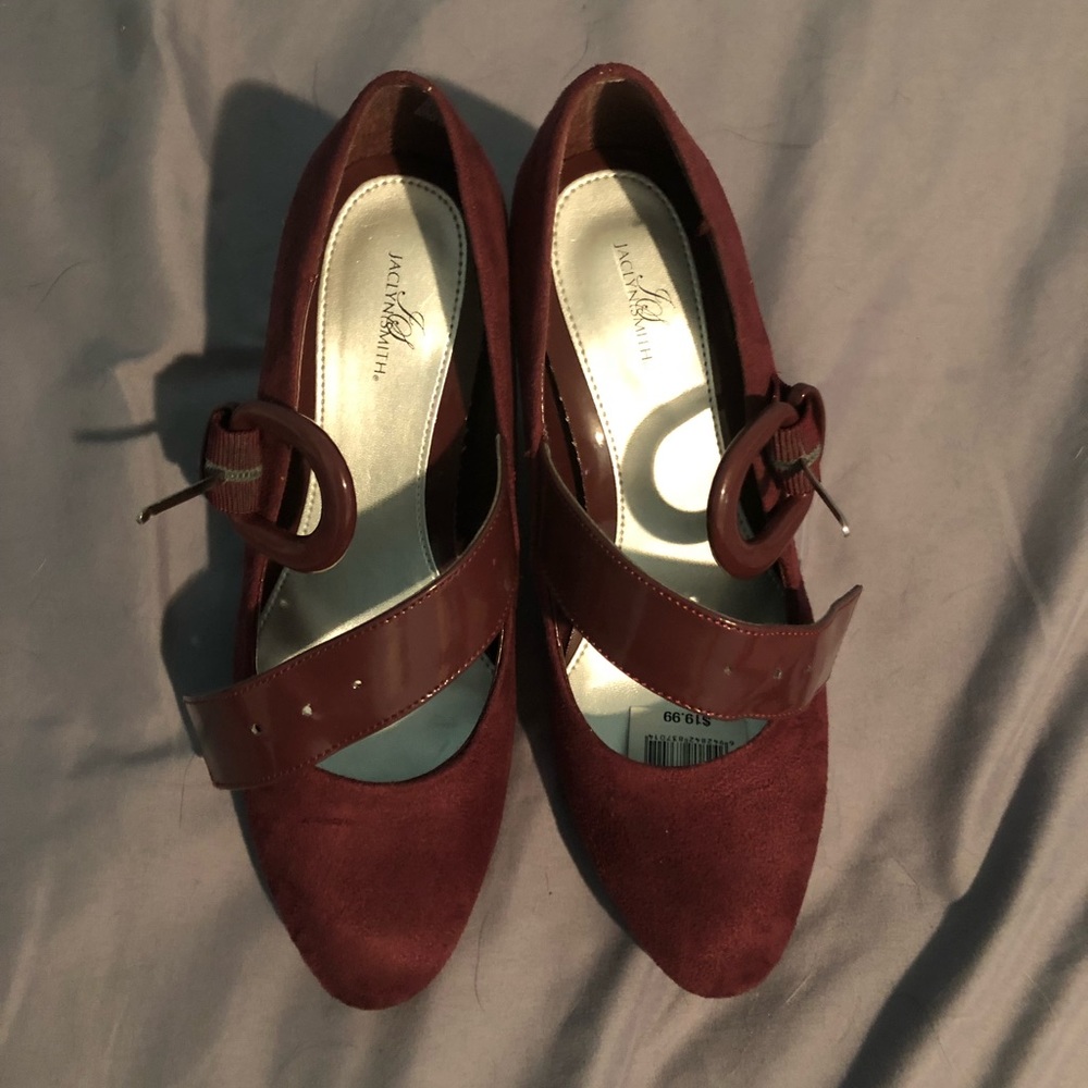 Jaclyn Smith heels